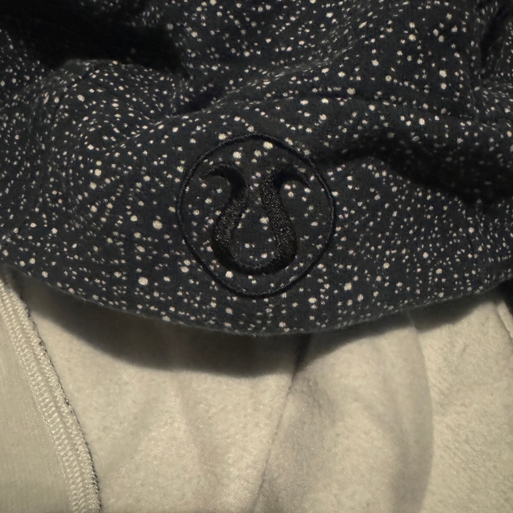 2 Lululemon full zip scuba jacket - Picture 5 of 11